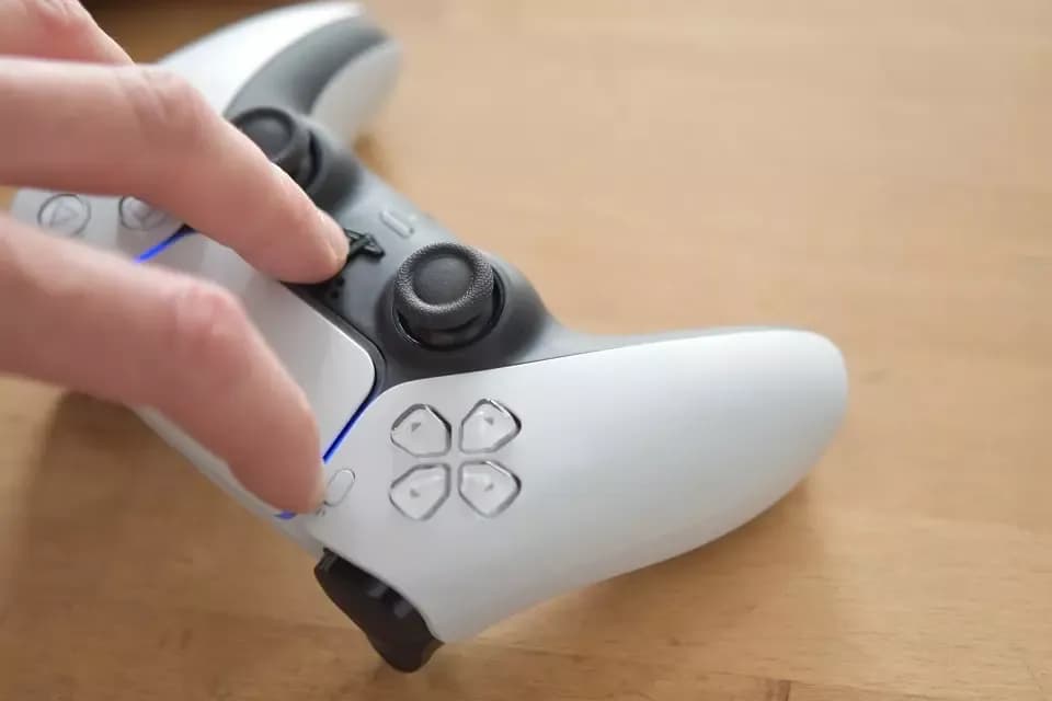Jak podłączyć pada PS5 do telefonu - proste sposoby na łatwe połączenie