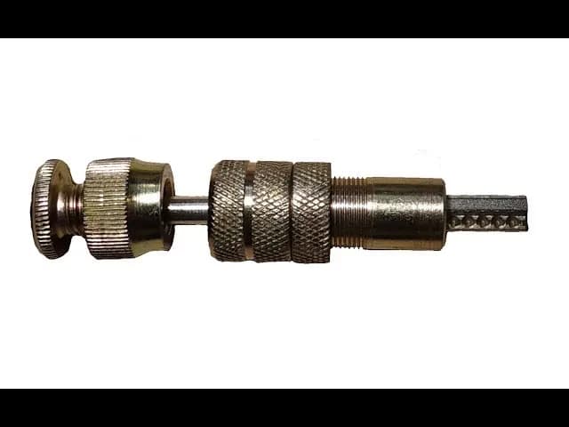 Jak zrobić wytrych do zamków – praktyczne metody i porady z gier